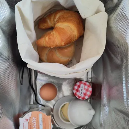 民宿 Am Ring - Ruhiges Im Gruenen, Fruehstueck Auf Eigener Terrasse Mit Morgensonne Und Fusslaeufig Zum Badeplatz Schwarzindien Am Mondsee Sankt Lorenz (Vocklabruck)